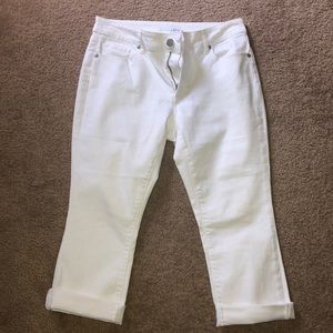 LIKE NEW Loft Curvy kick crop white jeans